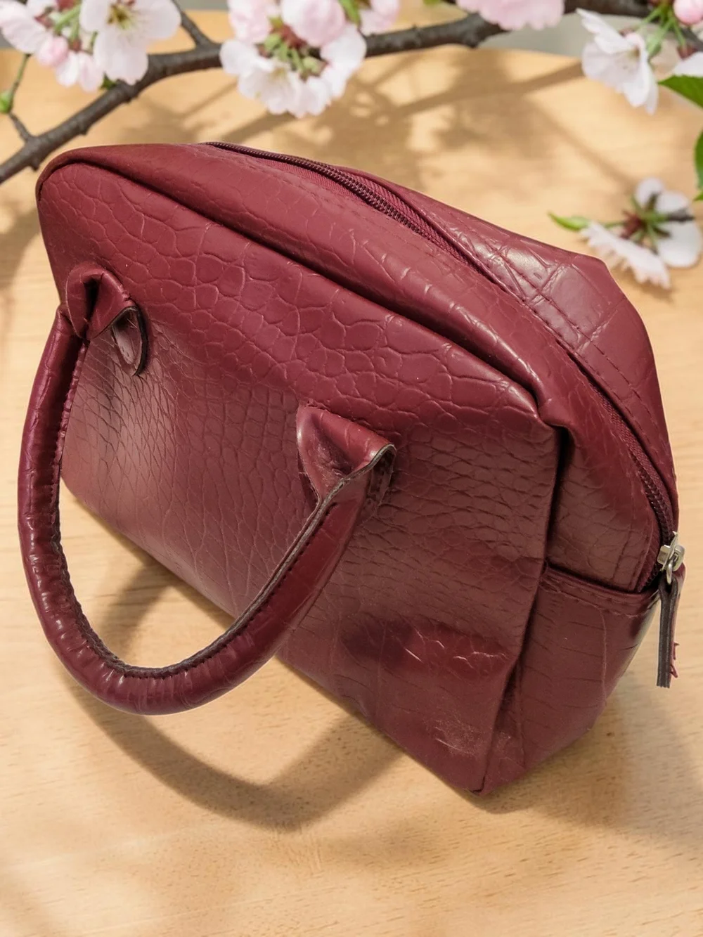 10 / $10 Women's Burgundy Croc-Embossed Satchel Bag